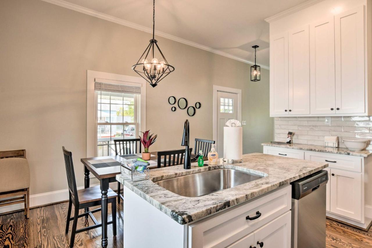 Ideally Located Penne Place With Deck And Grill Грийнвил Екстериор снимка